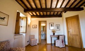 Photo of living room in property for sale