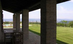 Photo of a porch with wonderful view in Orvieto | italyrealproperty.com